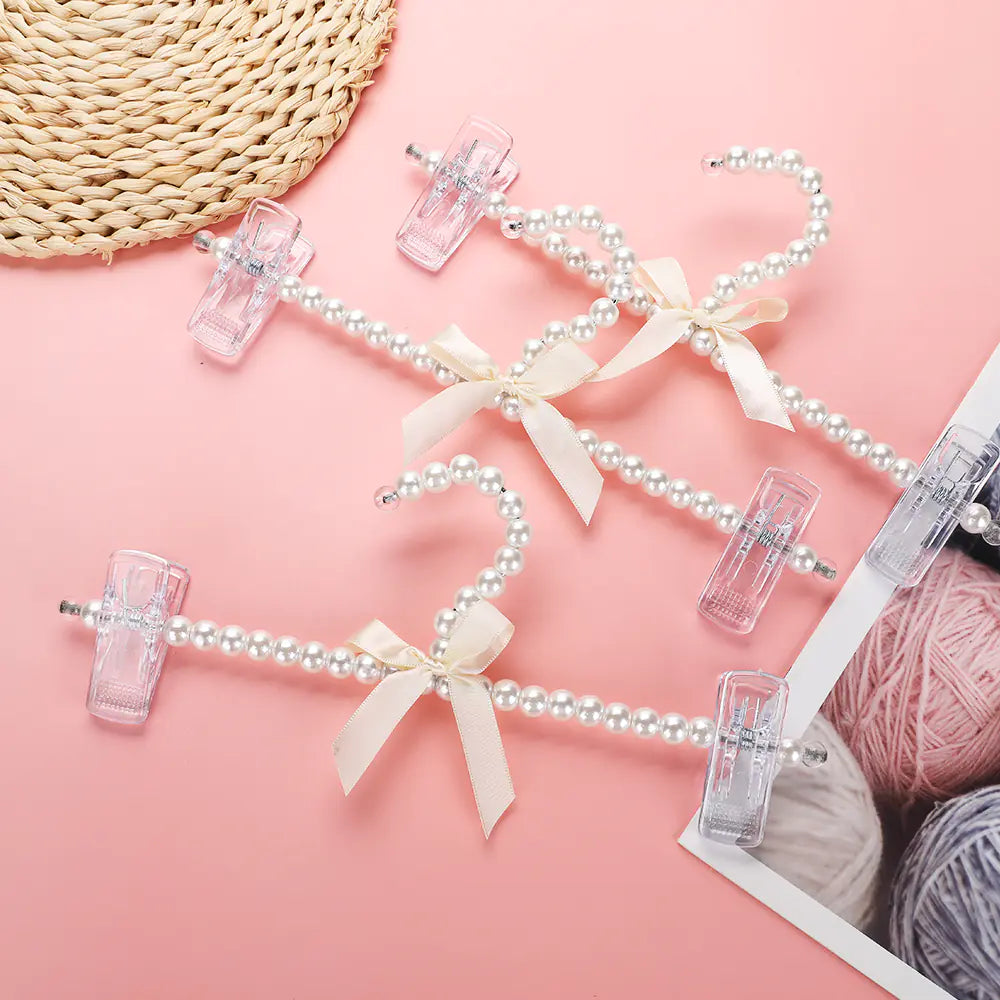 Plastic Pearl Beaded Bow Hangers for Kids' Clothes (2pcs)